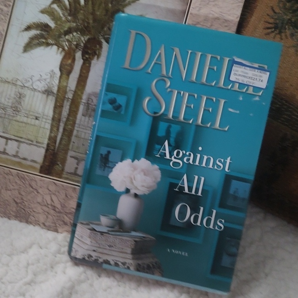 Daniela Steel/'Against All Odds, Hardcover 📚2017